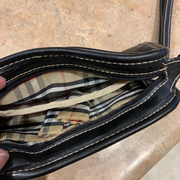 THREE PIECE BLACK GENUINE QUALITY ITALIAN LEATHER FIORI PURSES - Picture 2 of 4